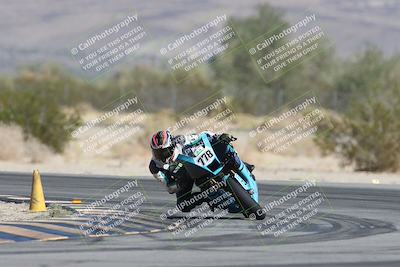 media/Oct-30-2025-Racers Edge (Thu) [[dabbdaf680]]/2-A Group/Session 2 (Turn 5)/